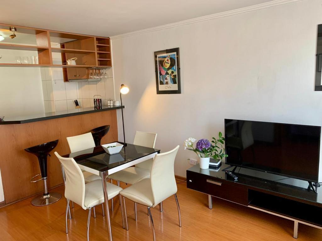 Uh Departmento Lastarria Apartment Santiago Exterior photo